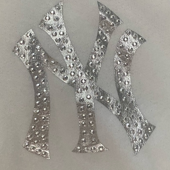 NWT PINK YANKEES MED Hoodie!! / like new SMALL Tank - Picture 9 of 14